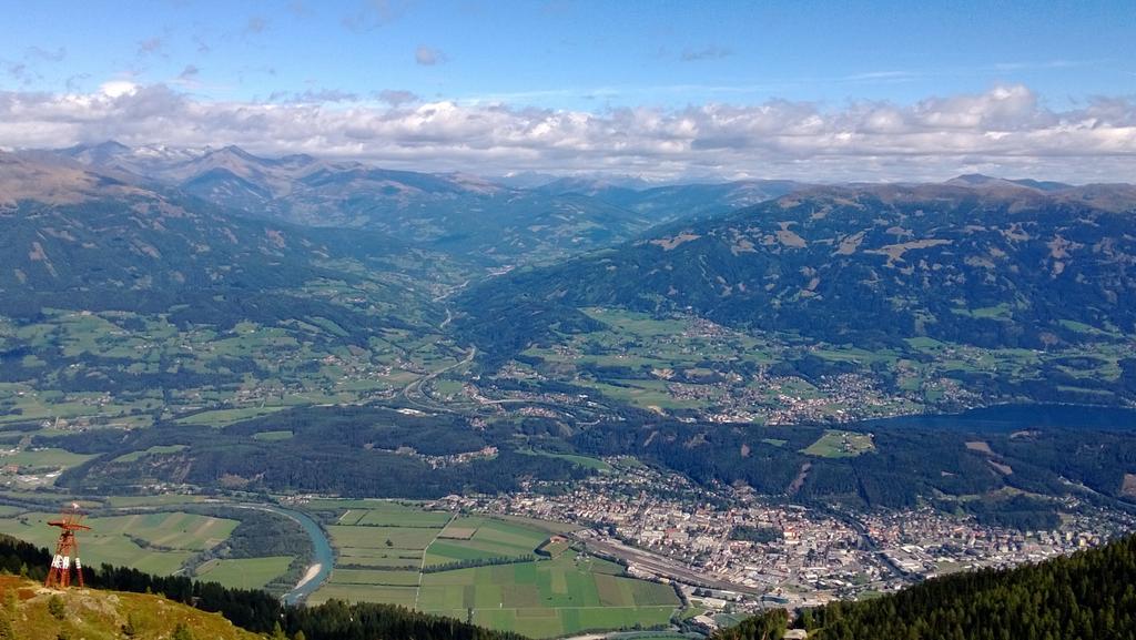 Pension Hexagon Spittal an der Drau Luaran gambar